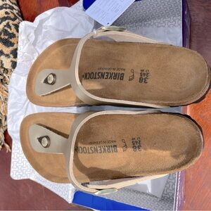 Brand new with tags still in box Birkenstocks, Gizeh  sandals size 38